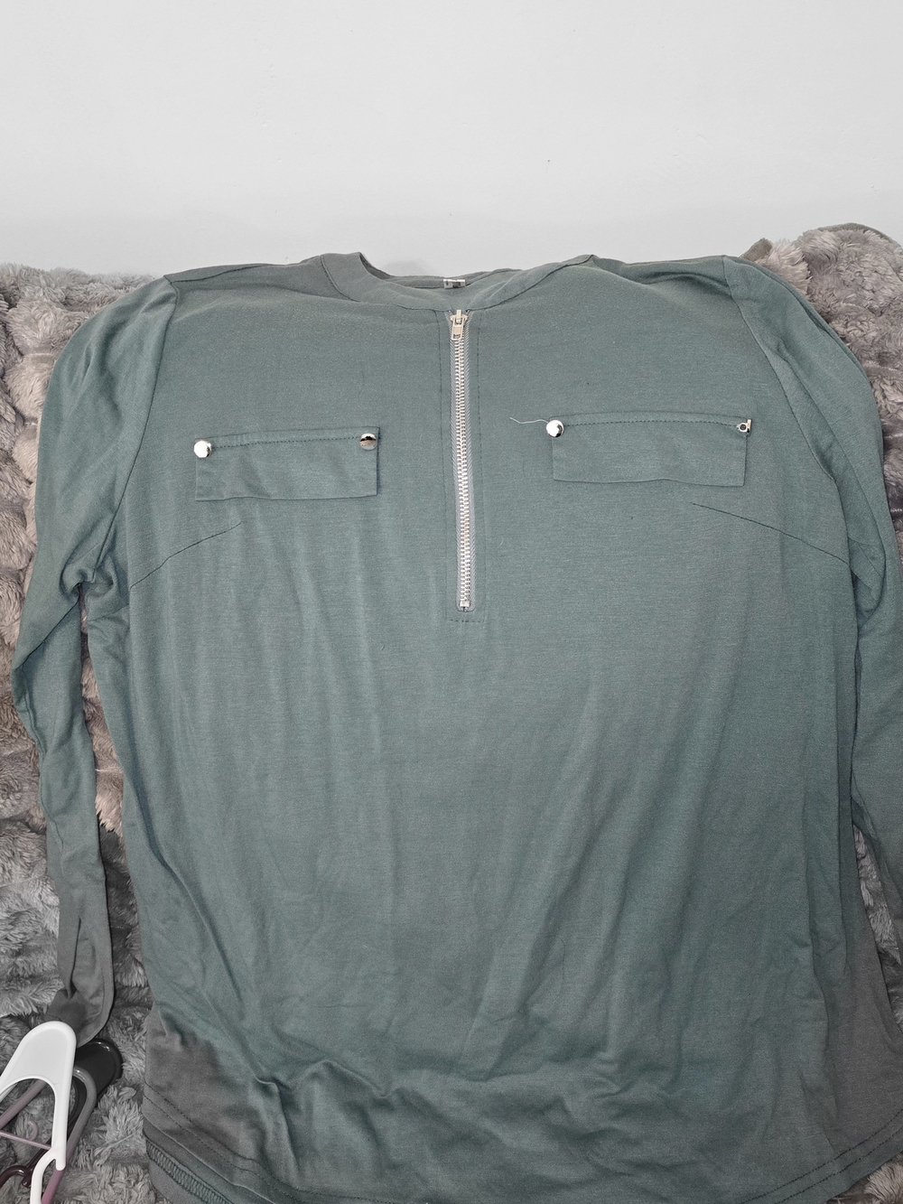 XXL Women Long-Sleeve Zip Front Shirt in Sage Green